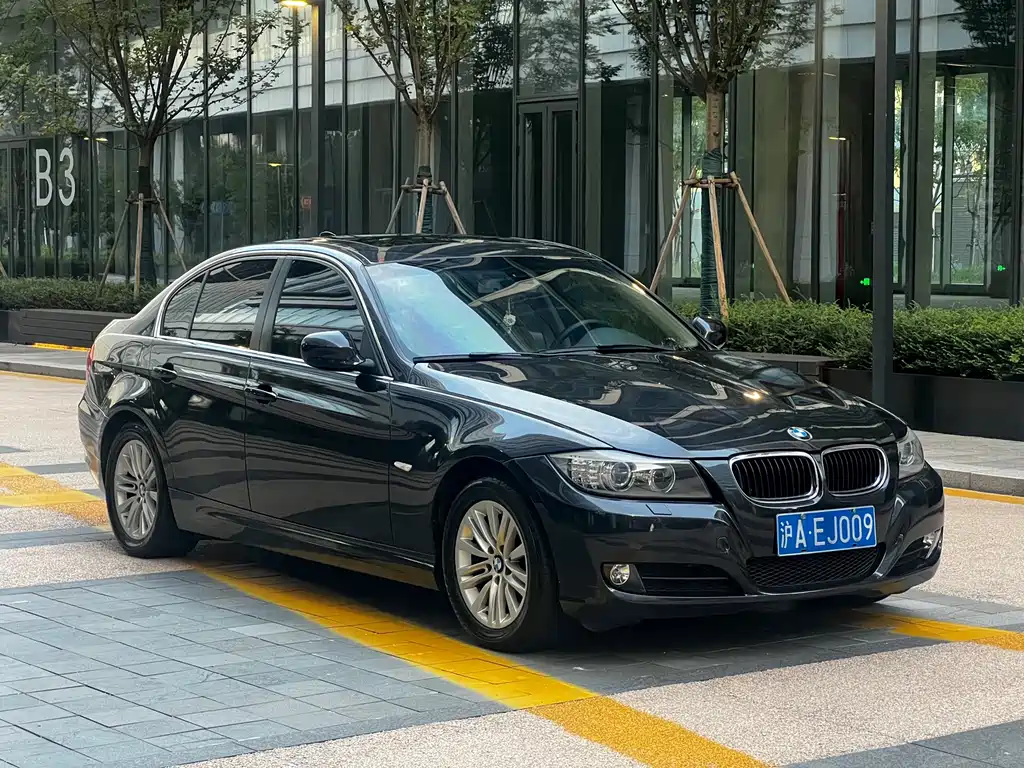 BMW 3 Series — миниатюра 3