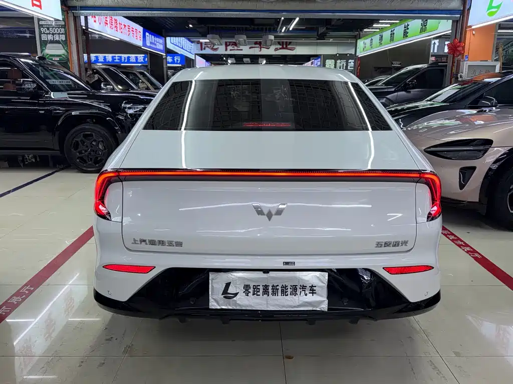 Wuling Xingguang — миниатюра 5
