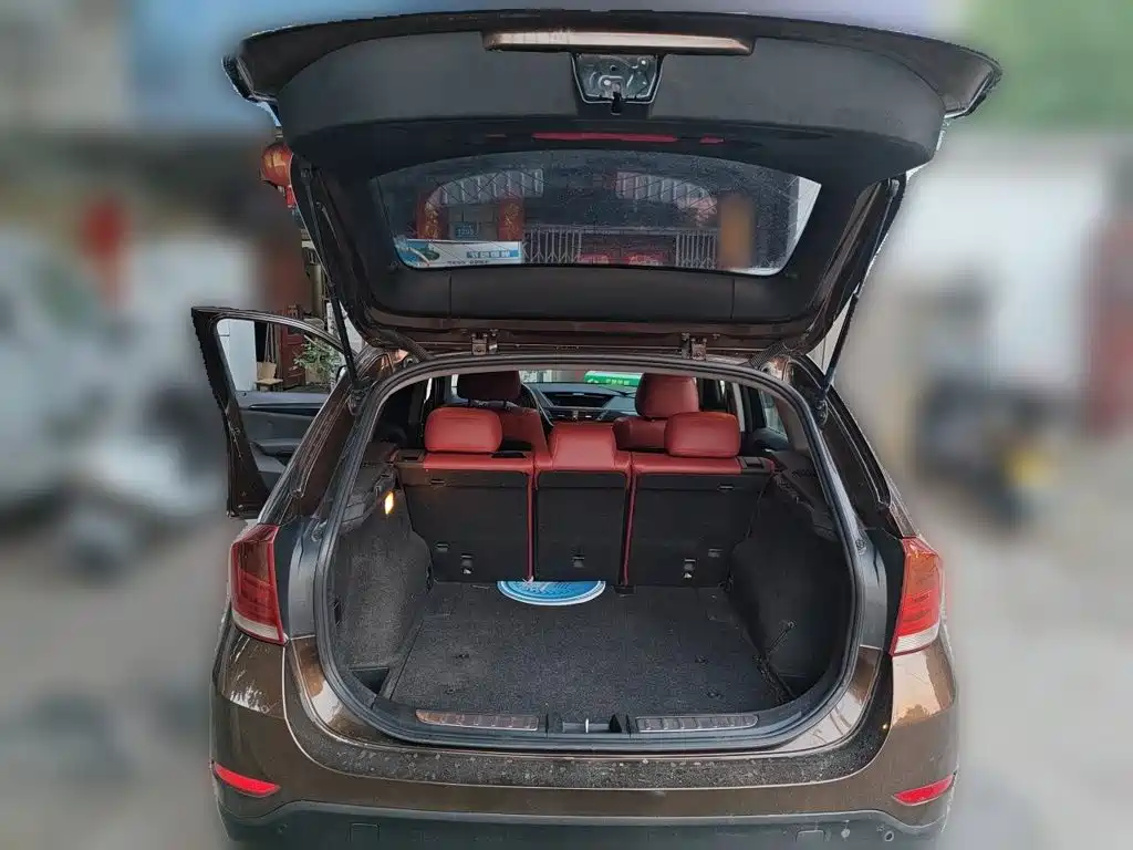 BMW X1 — миниатюра 10
