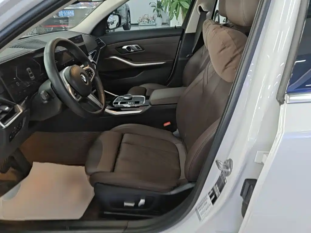 BMW 3 Series — миниатюра 15
