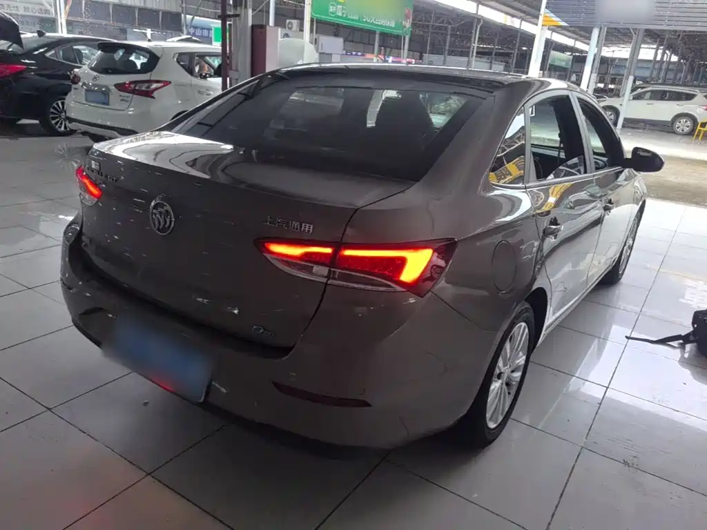 Buick Excelle — миниатюра 7