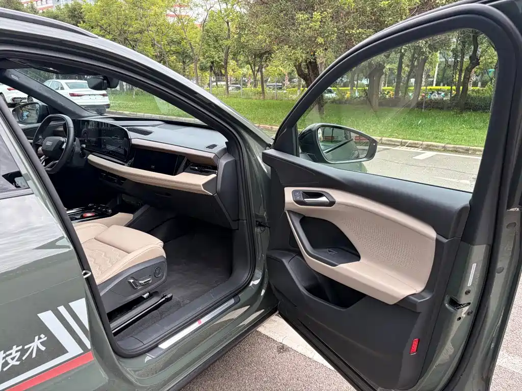 Audi AudiQ6L e-tron — миниатюра 27