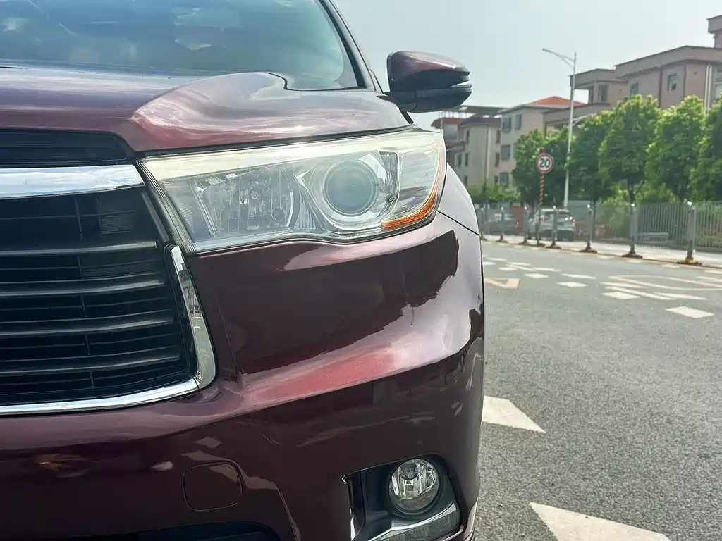 Toyota Highlander — миниатюра 9