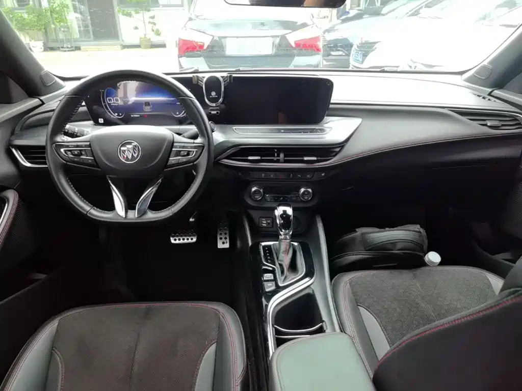 Buick Verano — миниатюра 10