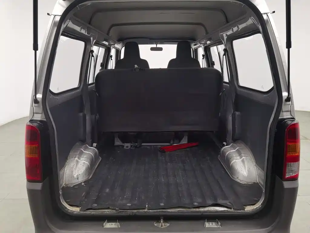 Wuling Zhiguang — миниатюра 16