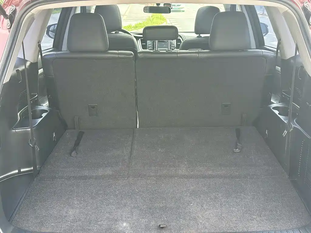 Toyota Highlander — миниатюра 12