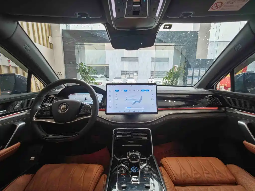 BYD Tang 2023 DM-i Champion 112KM Premium