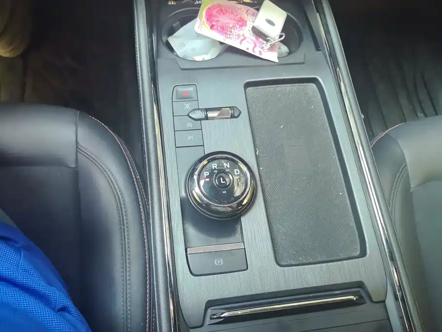 Ford Mondeo — миниатюра 16