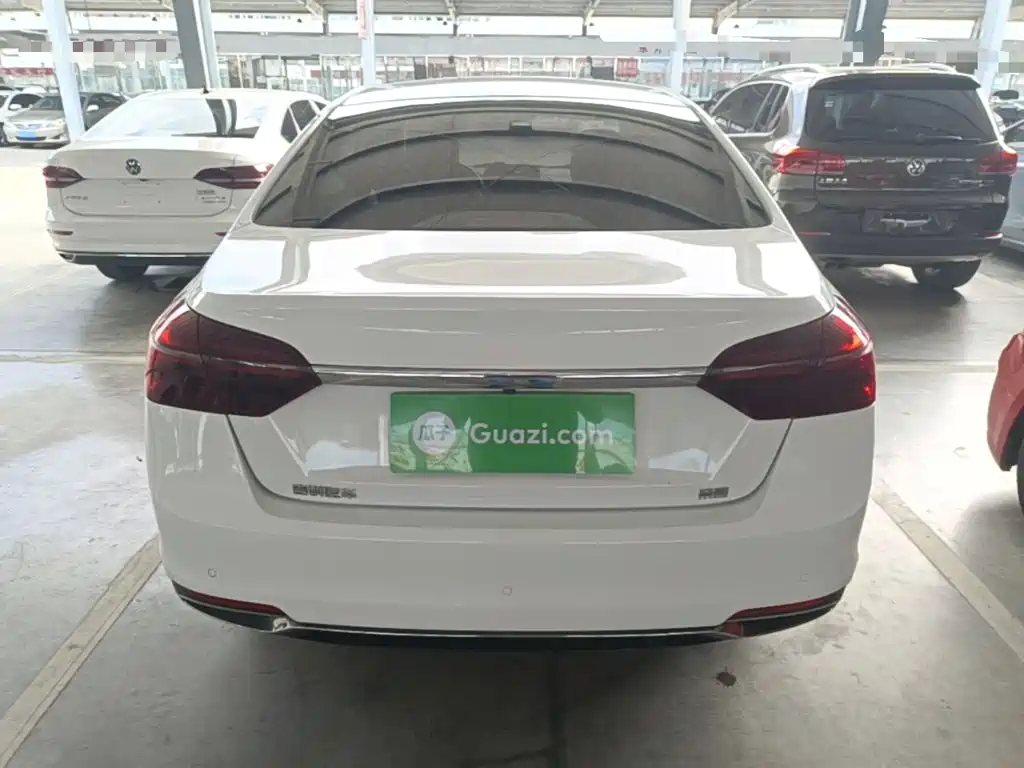 Geely Emgrand — миниатюра 6