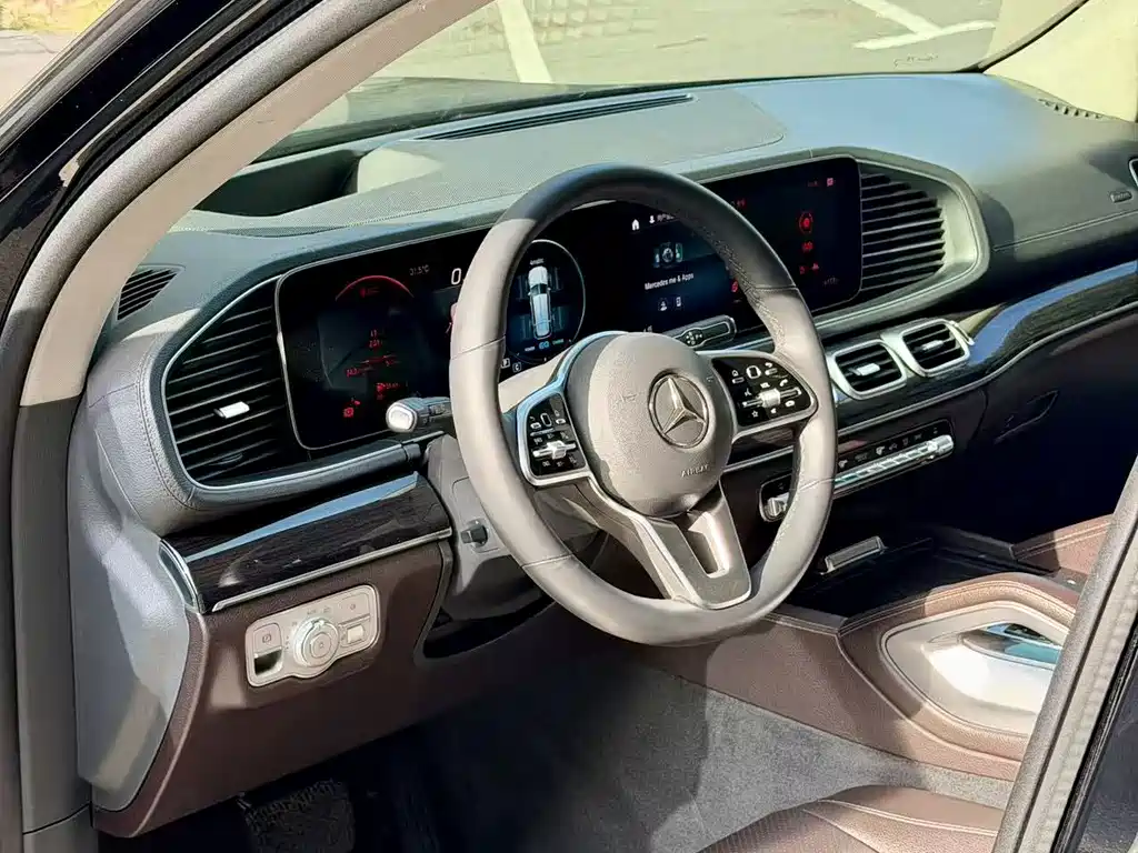 Mercedes-Benz GLS — миниатюра 4
