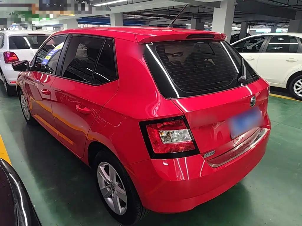 Skoda Fabia — миниатюра 5