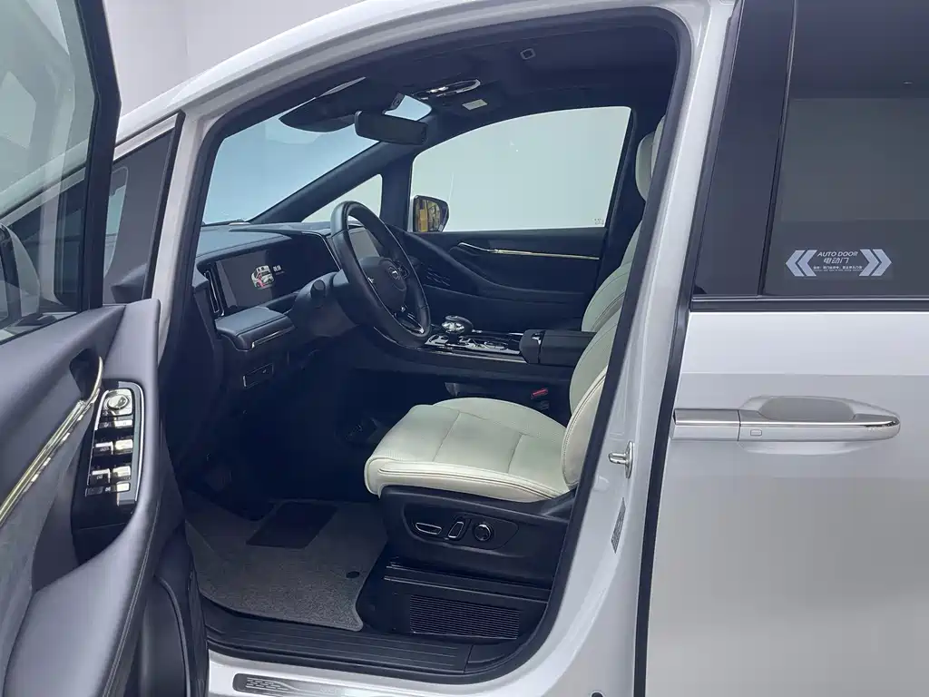 GAC Motor Trumpchi M8 — миниатюра 14