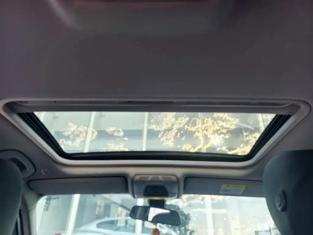 BMW 3 Series — миниатюра 4