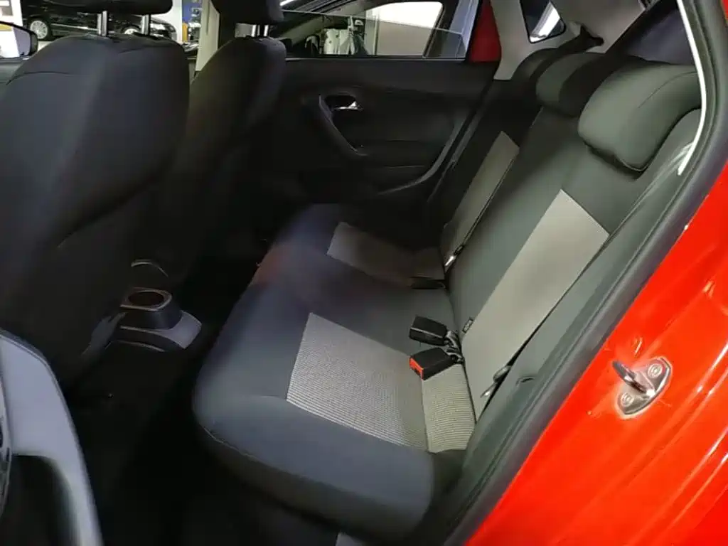 Volkswagen Polo — миниатюра 17