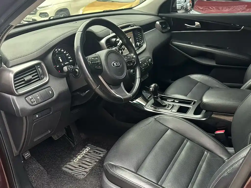 Kia Sorento — миниатюра 4