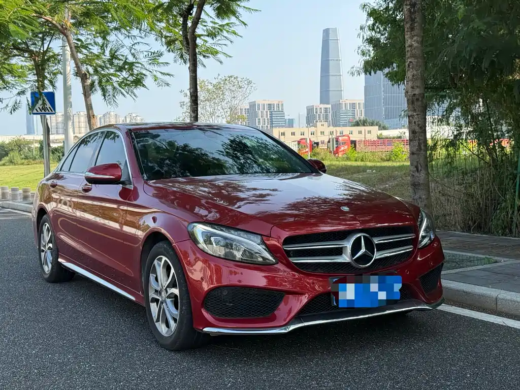 Mercedes-Benz C-Class — миниатюра 3