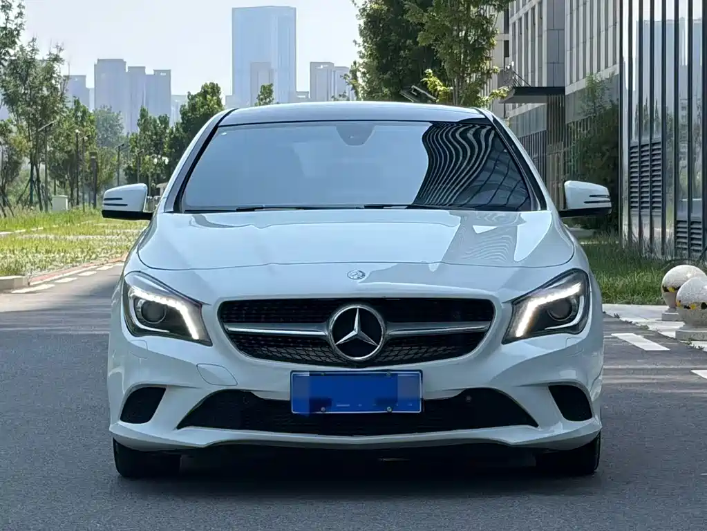 Mercedes-Benz CLA 2015 CLA 200