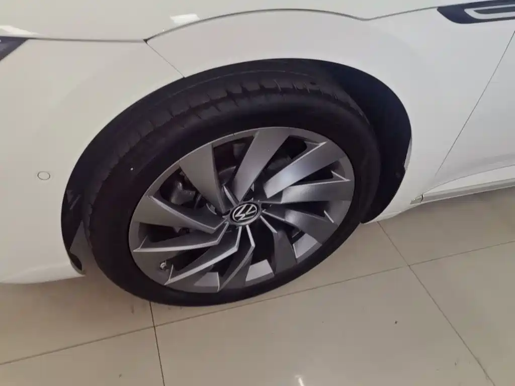 Volkswagen CC — миниатюра 23