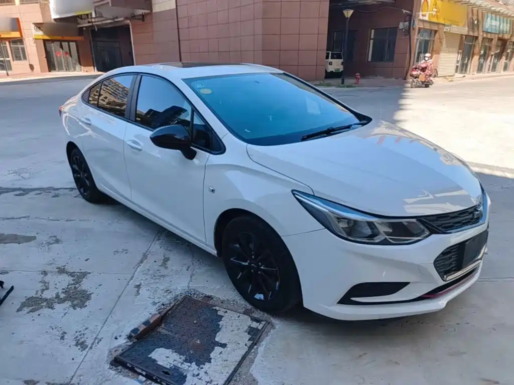 Chevrolet Cruze — миниатюра 4