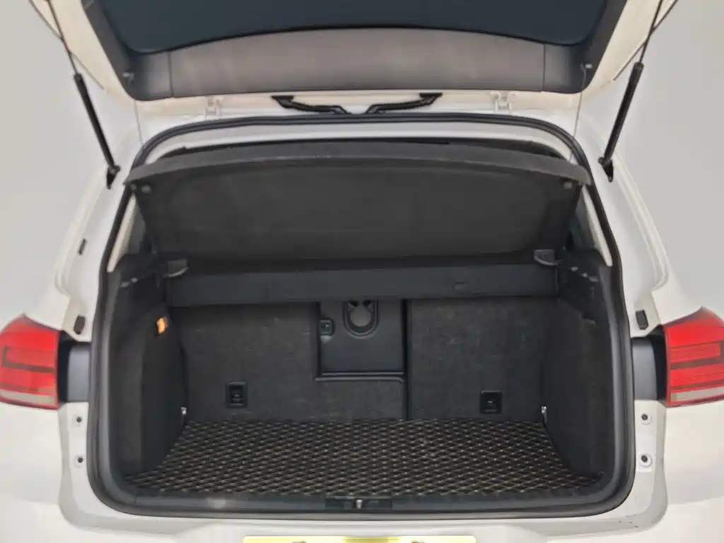Volkswagen Tiguan — миниатюра 19
