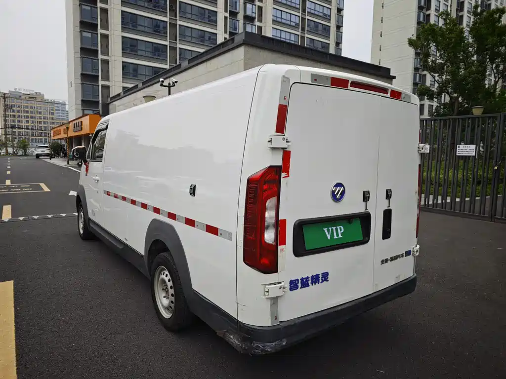 Foton Zhilan Genie E7 — миниатюра 17