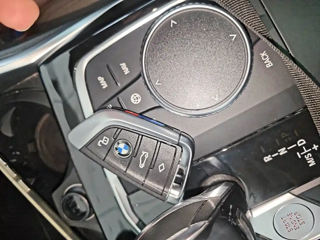 BMW 3 Series — миниатюра 9