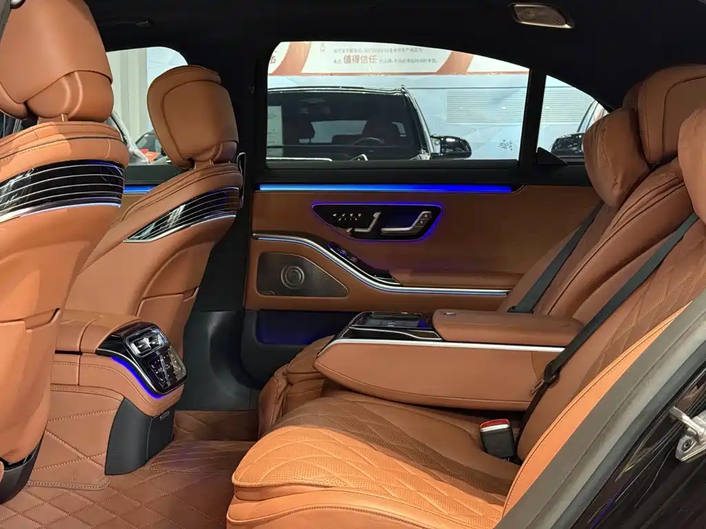 Mercedes-Benz S-Class — миниатюра 10