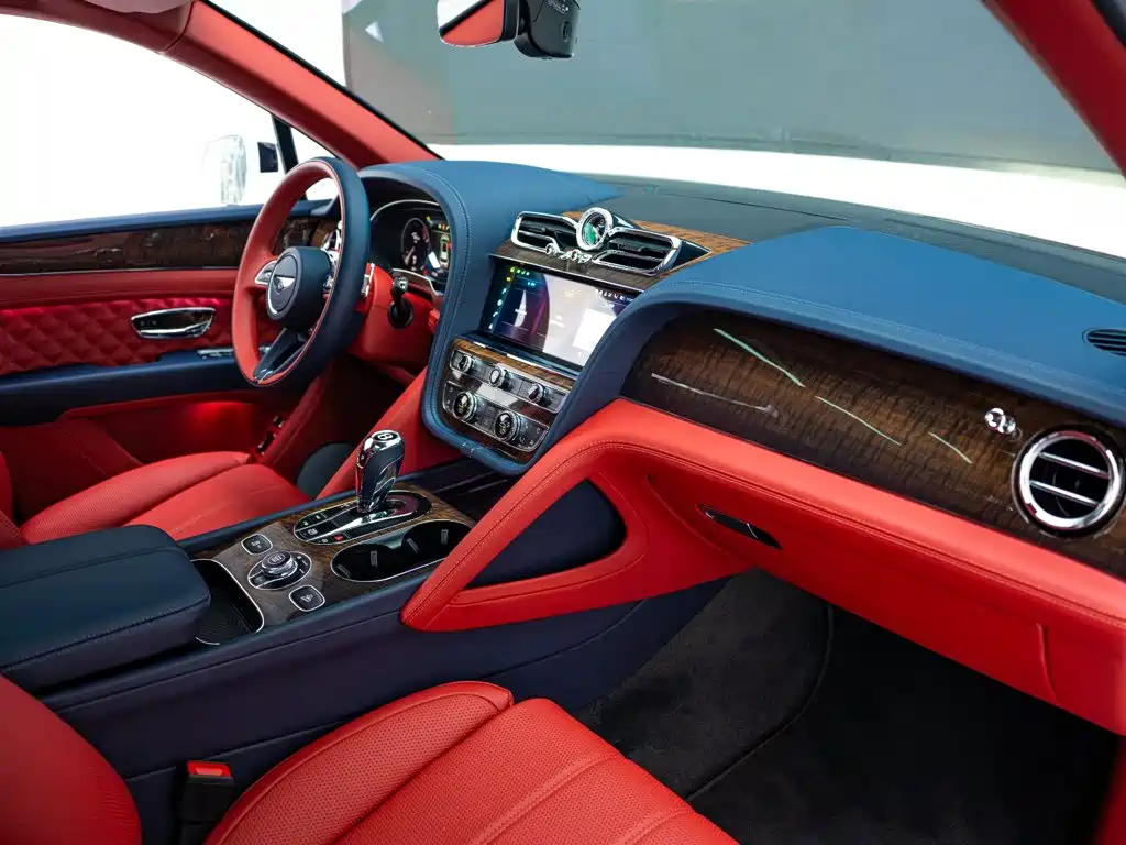 Bentley Bentayga — миниатюра 15