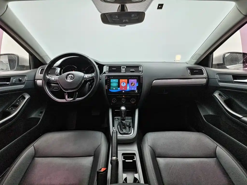 Volkswagen Sagitar — миниатюра 3