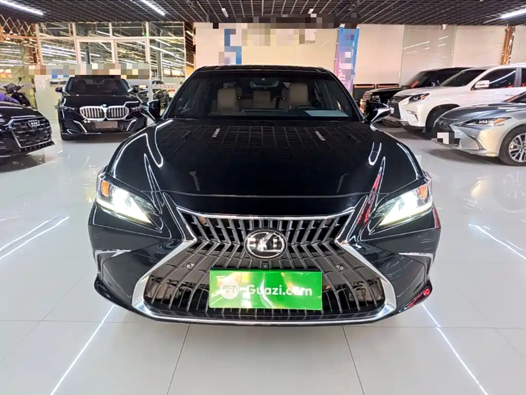 Lexus ES — миниатюра 3