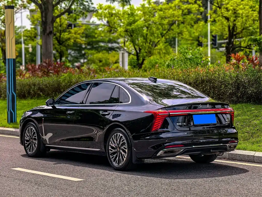 Hongqi Hongqi H5 — миниатюра 15