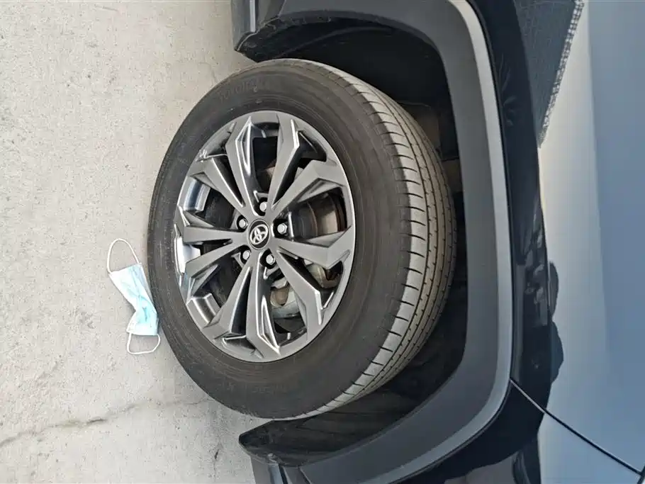 TOYOTA RAV4 RONGFANG