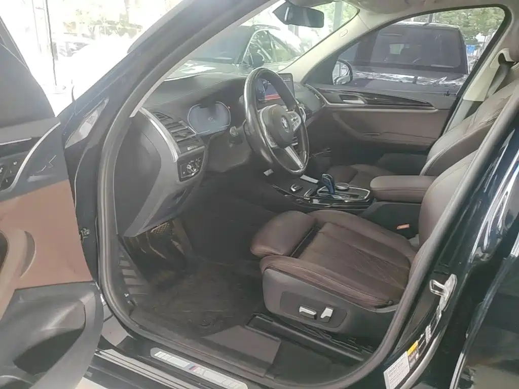 BMW iX3 — миниатюра 16