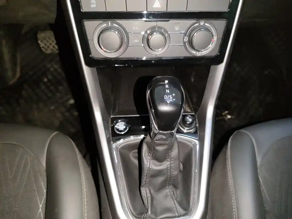 Volkswagen T-Cross — миниатюра 14