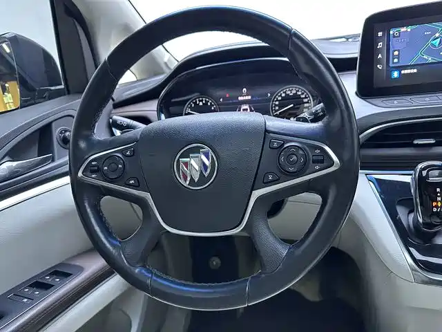 Buick GL8 — миниатюра 11