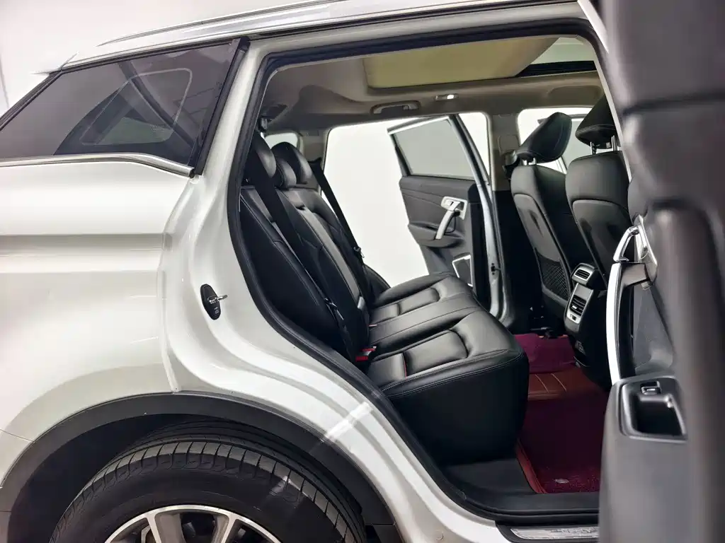 Geely Boyue — миниатюра 16