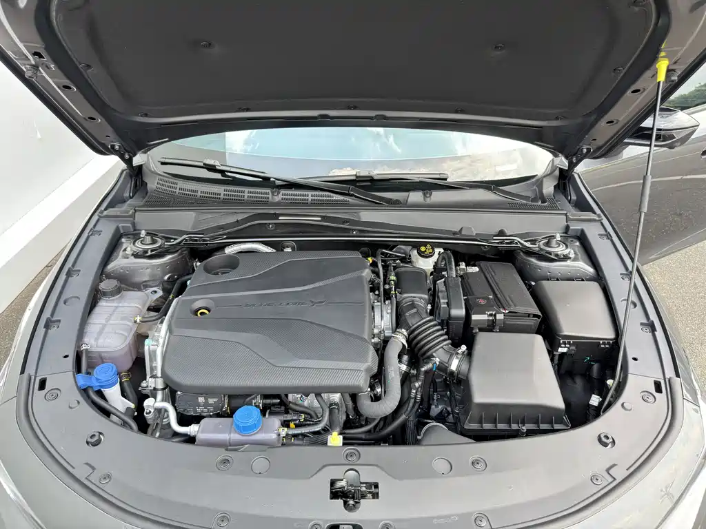 Changan UNI-V — миниатюра 13