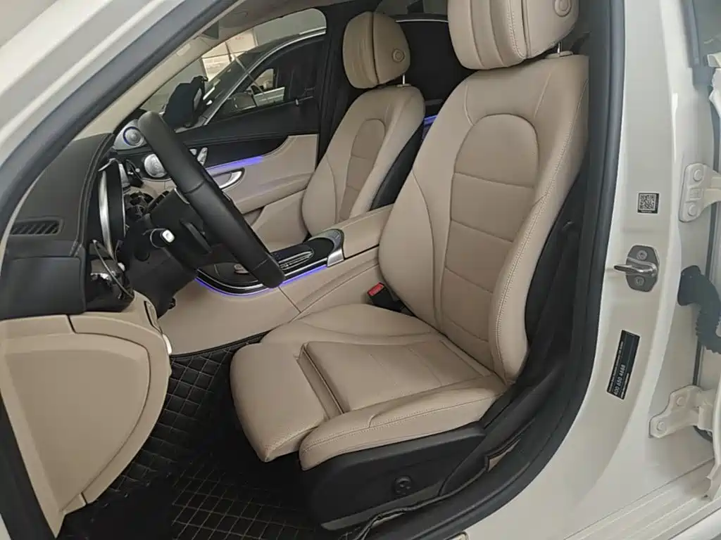 Mercedes-Benz C-Class — миниатюра 15