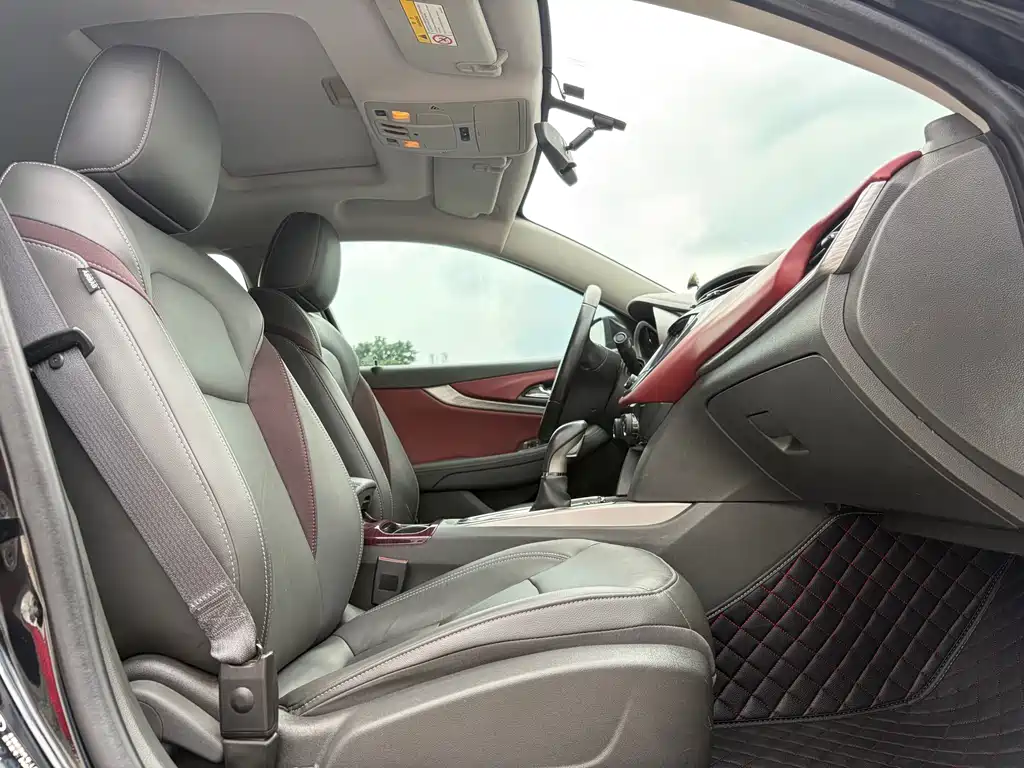 Chevrolet Malibu — миниатюра 12