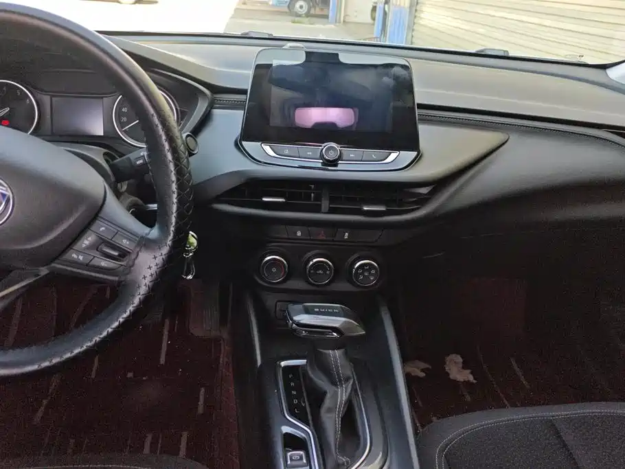 Buick Verano — миниатюра 13