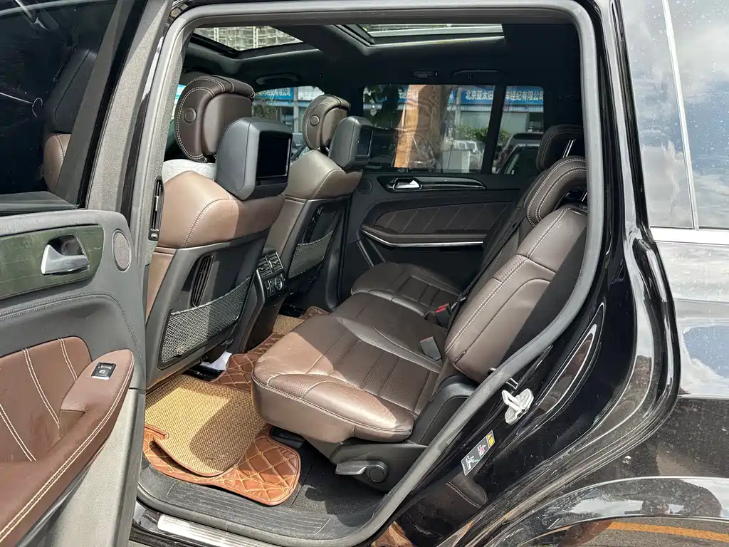 Mercedes-Benz GLS AMG — миниатюра 12