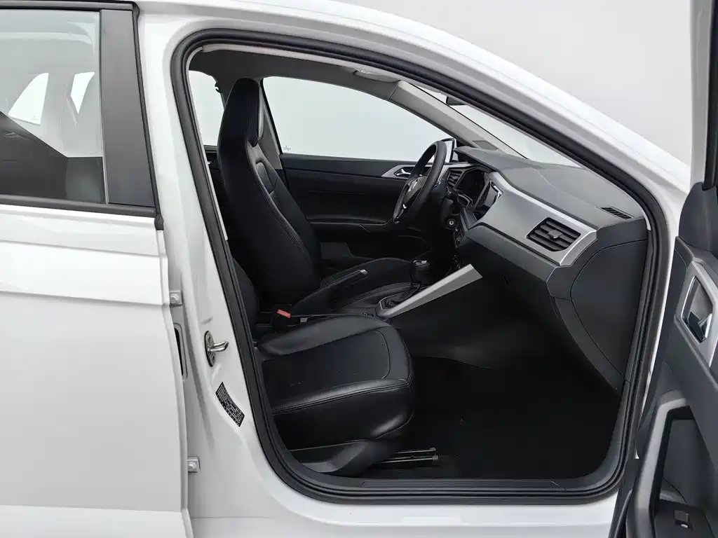 Volkswagen Polo — миниатюра 23