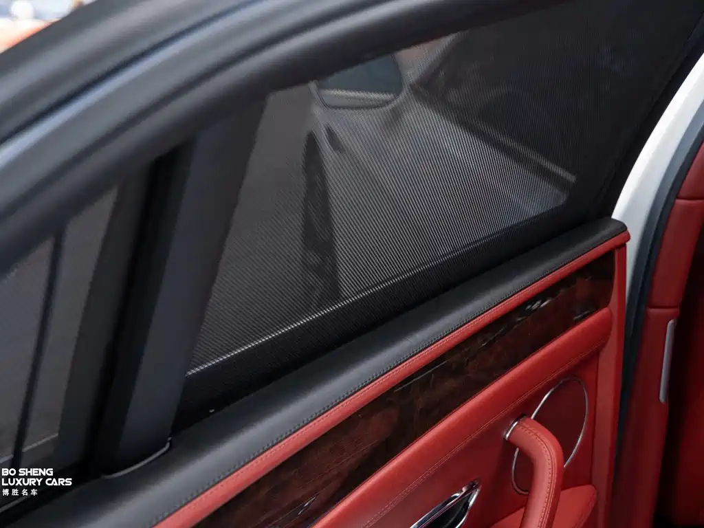 Bentley Flying Spur — миниатюра 14