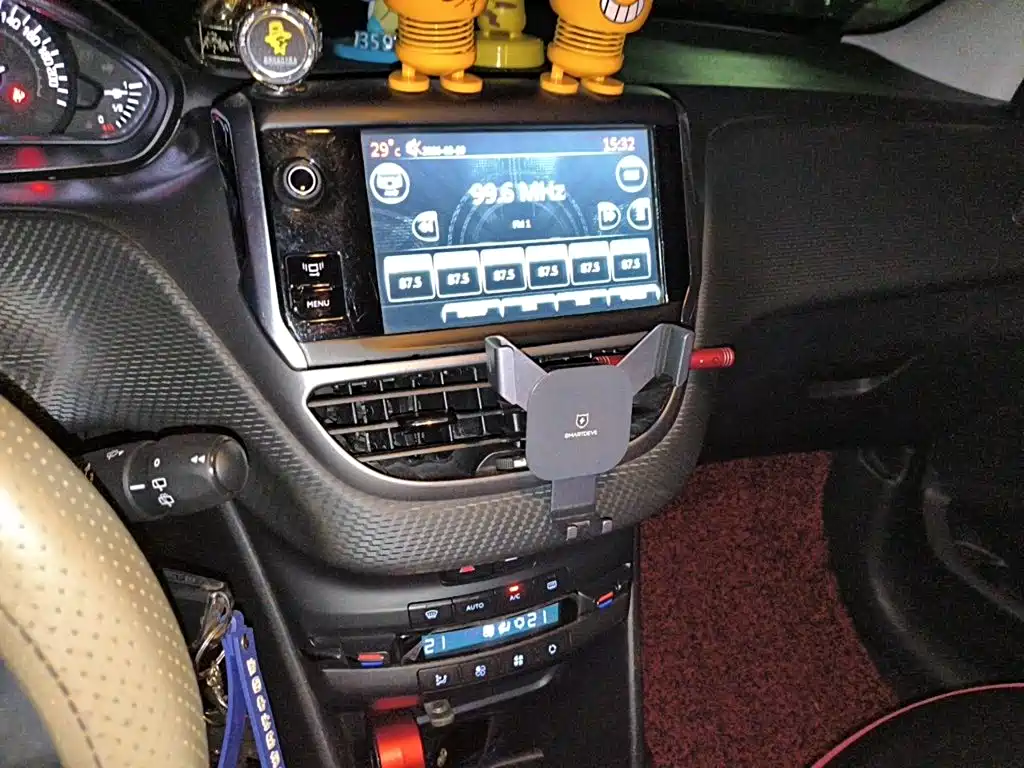 Peugeot 2008 — миниатюра 9