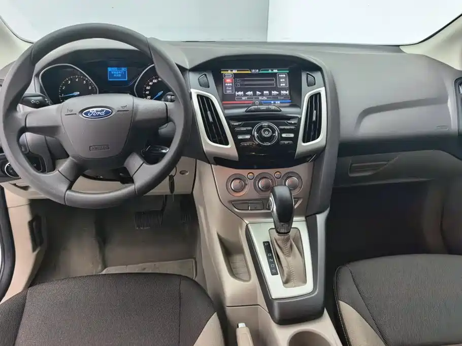 Ford Focus — миниатюра 12