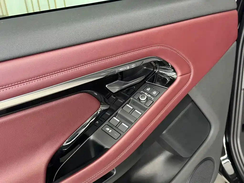 Land Rover Evoque — миниатюра 13