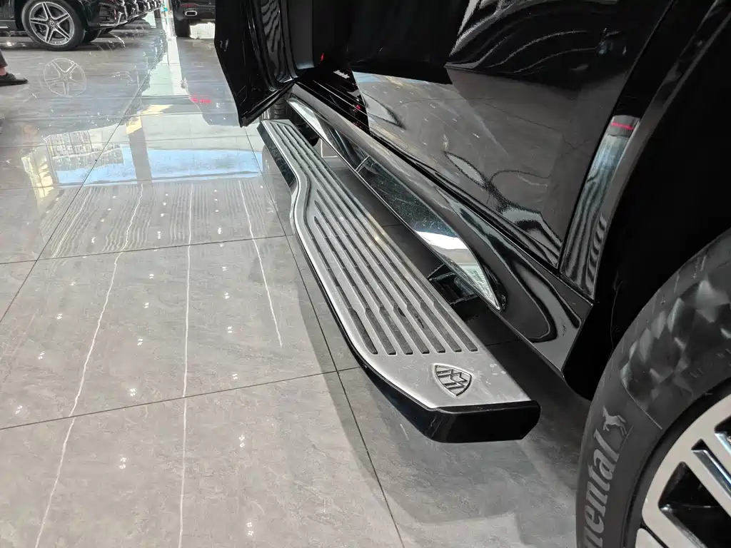 Mercedes-Benz GLS — миниатюра 8
