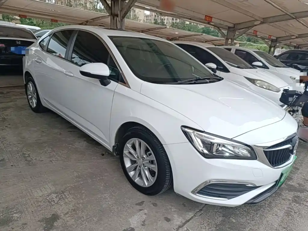 Buick Verano — миниатюра 4