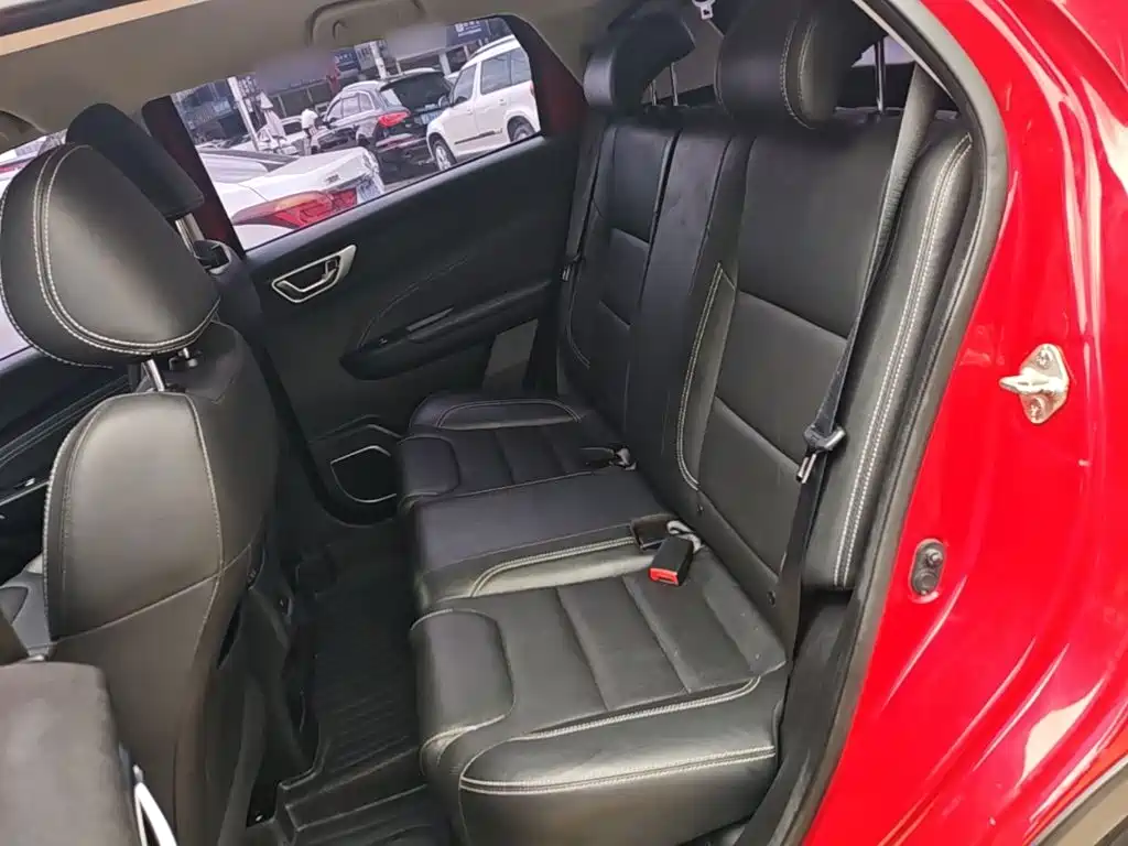 Geely Vision X3 — миниатюра 17