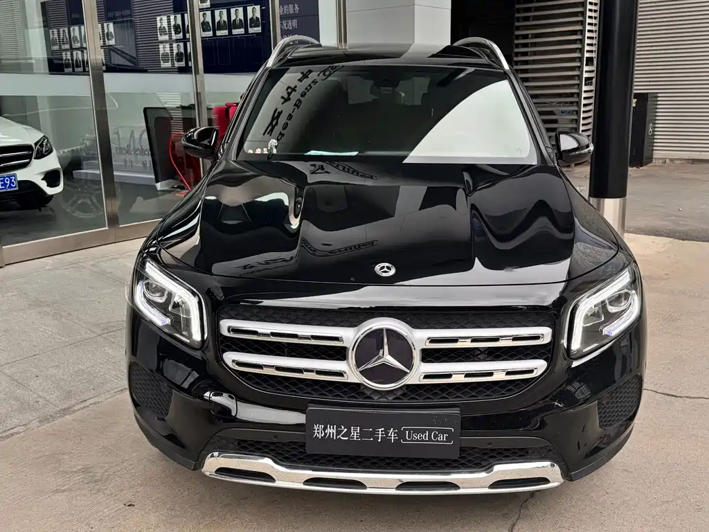 Mercedes-Benz GLB — миниатюра 3
